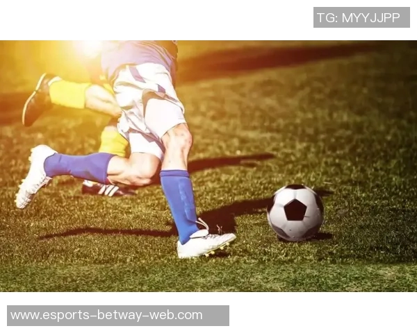 炫酷动态壁纸展示绿茵场足球球星风采瞬间魅力十足 炫酷动态壁纸展示绿茵场足球球星风采瞬间魅力十足