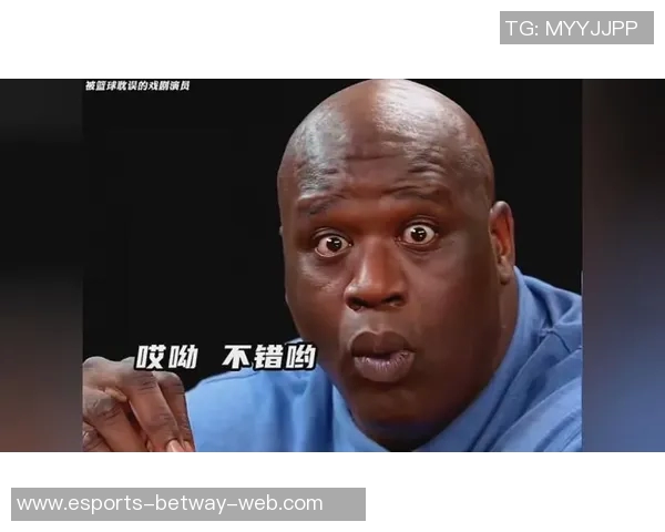 足球场上的笑料百出 看搞笑球星们的爆笑瞬间大集合 足球场上的笑料百出 看搞笑球星们的爆笑瞬间大集合