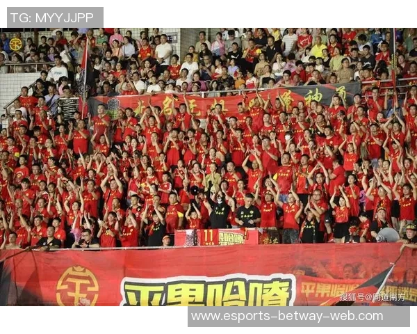 足球星期天仅有三场赛事精彩纷呈 球迷如何选择最具观赏价值的比赛